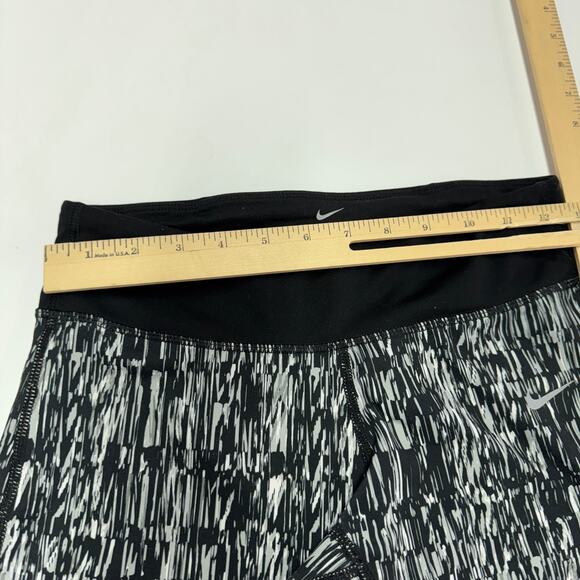 Nike Leggings Womens Small Black White Print Racer Crop Athletic Running Dri Fit - Picture 7 of 9